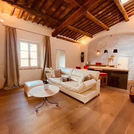 Della Scala Apartman *